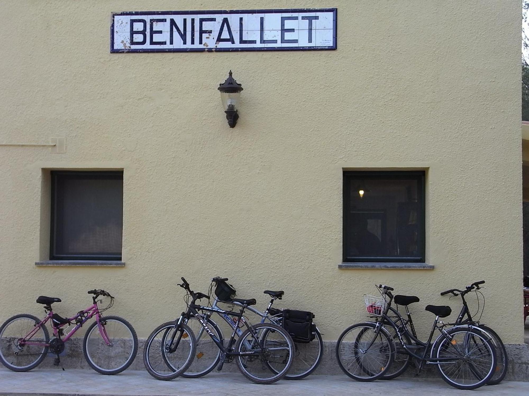 Antiga Estacio De Benifallet Buitenkant foto